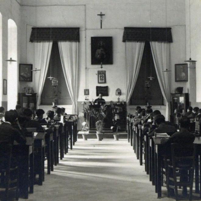 A historical photo of a lesson in a Jesuit college in Italy. Records and holdings of some Italian Jesuit schools are preserved in the Historical Archives of the Jesuit Euro-Mediterranean Province in Rome