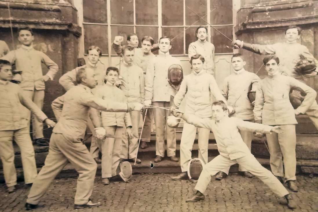 Educating and punishing the nobles - Historical Archives