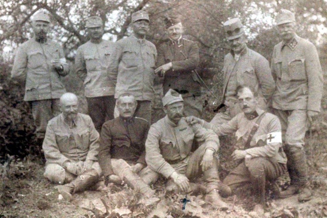 Group picture of soldiers in Ukraine, ca. 1915-1918 - Historical Archives - Jesuits, Euro-Mediterranean Province