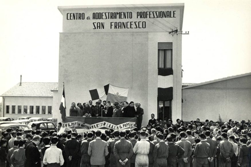 Inauguration of a vocational training center in Polesine - Historical Archives - Jesuits, Euro-Mediterranean Province
