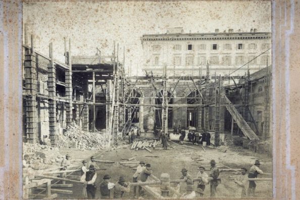 Fotografia del cantiere dell'Istituto Massimo a Roma,
