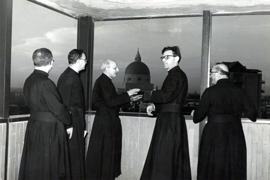 The hierarchy in the Society of Jesus - Historical Archives