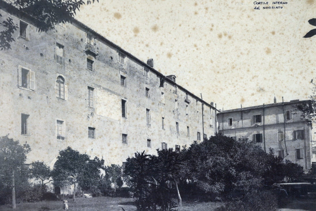 Garden of the Jesuit novitiate in Sant'Andrea al Quirinale - Historical archives - Jesuits, Euro-Mediterranean Province